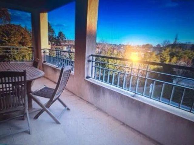 Location Appartement 2 pièces 31 m2 Aix en Provence