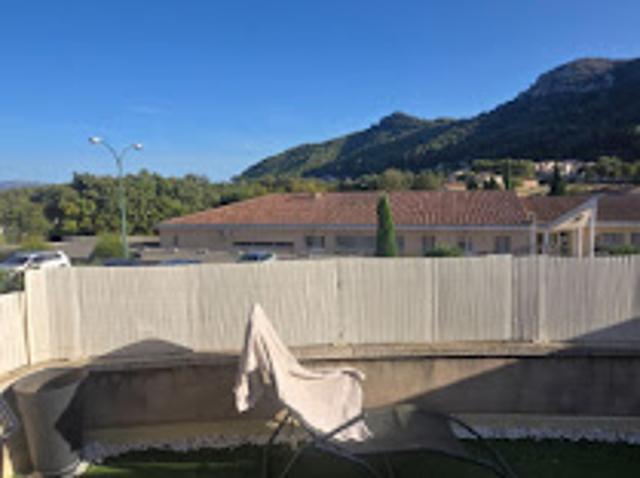 Location Appartement 2 pièces 31 m2 Saint Savournin
