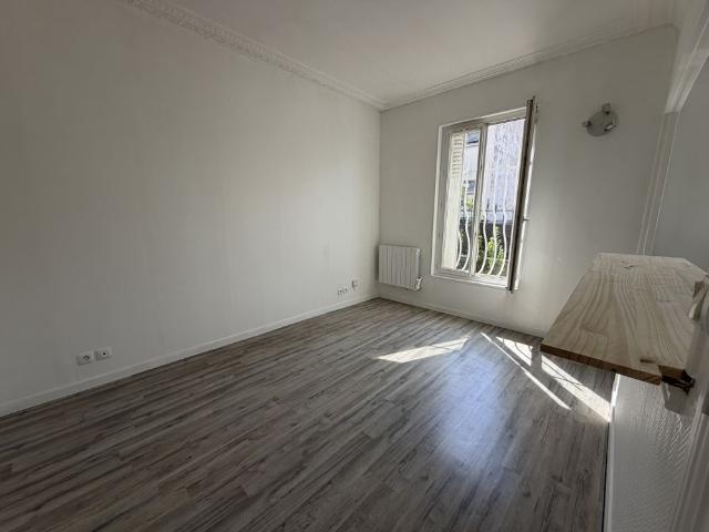 Location Appartement 2 pièces 31m² COLOMBES 92700