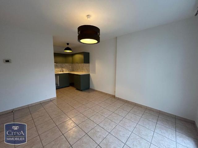 Location Appartement 2 pièces 31m² CHAMBERY 73000