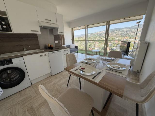 Location Appartement 2 pièces 31m² MANDELIEU LA NAPOULE 06210