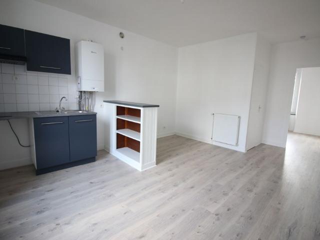 Location Appartement 2 pièces 31m² ST JUNIEN 87200
