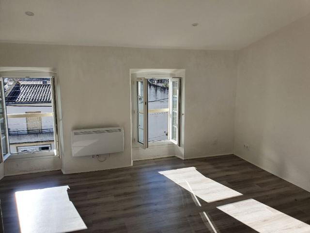 Location appartement 2 pièces, 32.47m², Limoux