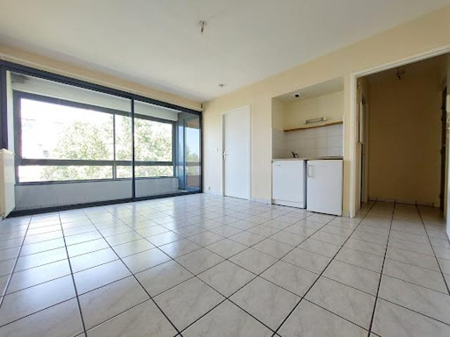 Location Appartement 2 pièces 32 m2 Rodez