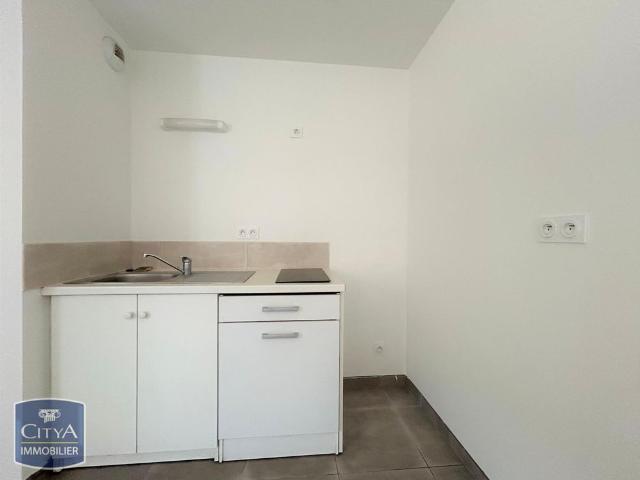 Location Appartement 2 pièces 32m² COUTRAS 33230
