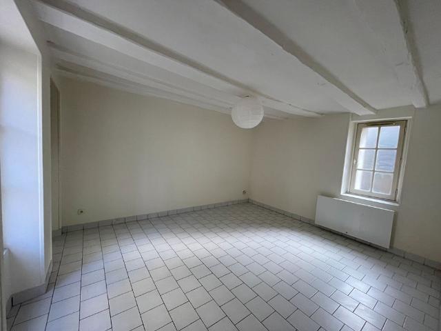 Location Appartement 2 pièces 32m² CINQ MARS LA PILE 37130