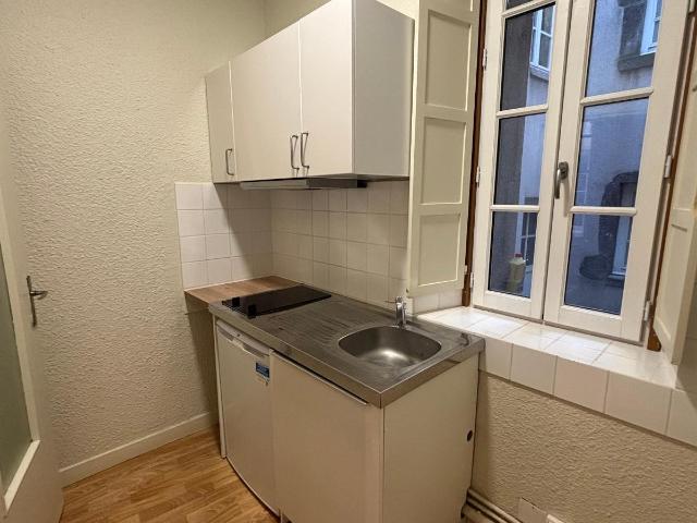 Location Appartement 2 pièces 32m² CLERMONT FERRAND 63000