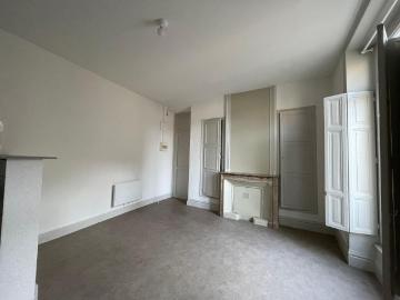 Location Appartement 2 pièces 32m² AUBENAS 07200