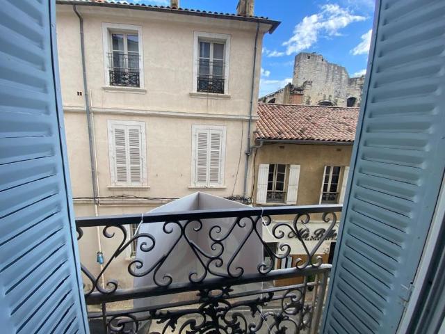 Location Appartement 2 pièces 32m² AVIGNON 84000