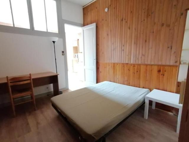 Location Appartement 2 pièces 32m² BORDEAUX 33800