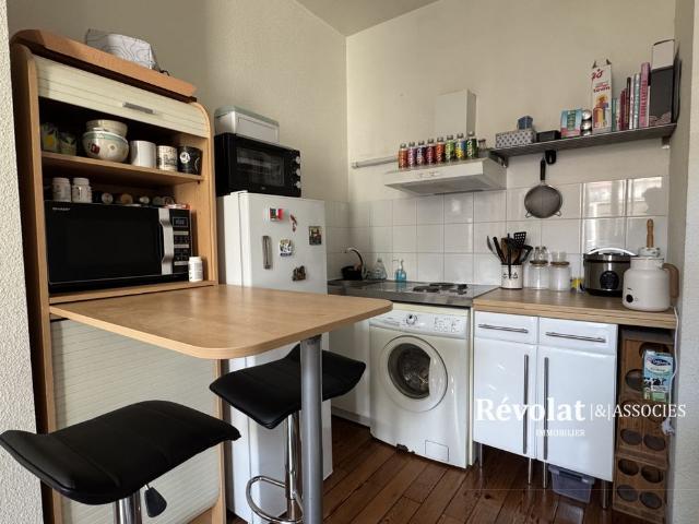 Location Appartement 2 pièces 32m² BORDEAUX 33000