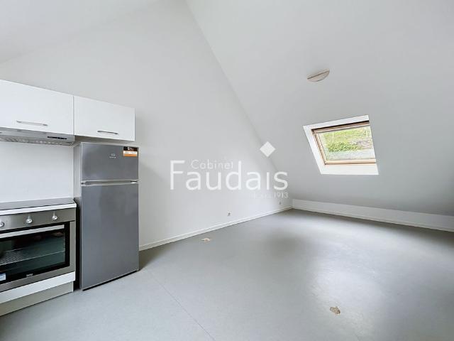 Location Appartement 2 pièces 32m² ST LO 50000