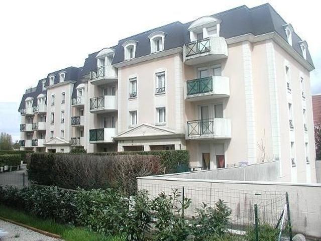 Location Appartement 2 pièces 32m² PONTAULT COMBAULT 77340