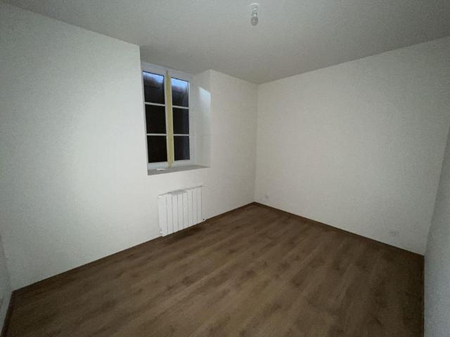 Location Appartement 2 pièces 32m² VONNAS 01540