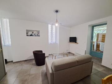 Location appartement 2 pièces, 37.87m², Rennes les Bains