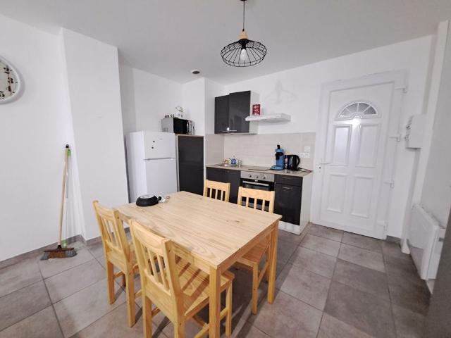 Location appartement 2 pièces, 37.87m², Rennes les Bains
