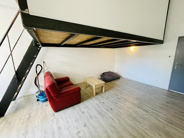 Location Appartement 2 pièces 37.86 m2 Saint Etienne