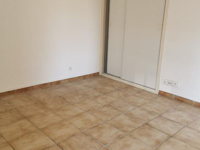 Location Appartement 2 pièces 37 m2 Vezenobres