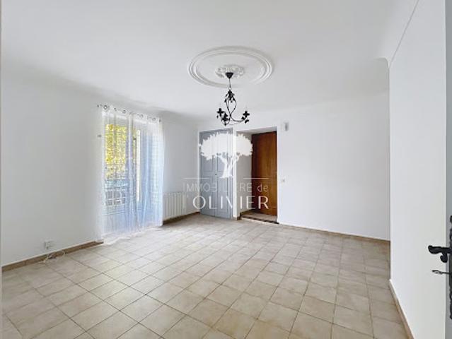 Location Appartement 2 pièces 37 m2 Apt