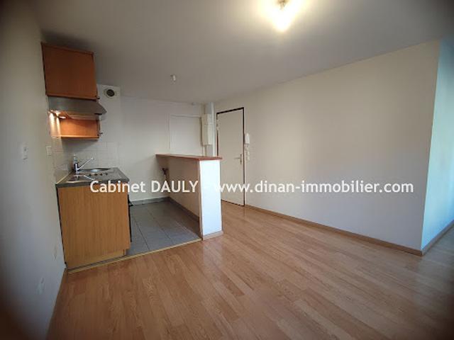 Location Appartement 2 pièces 37 m2 Dinan