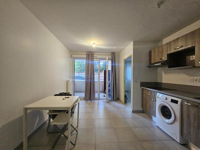Location Appartement 2 pièces 37 m2 Marseille 10ème