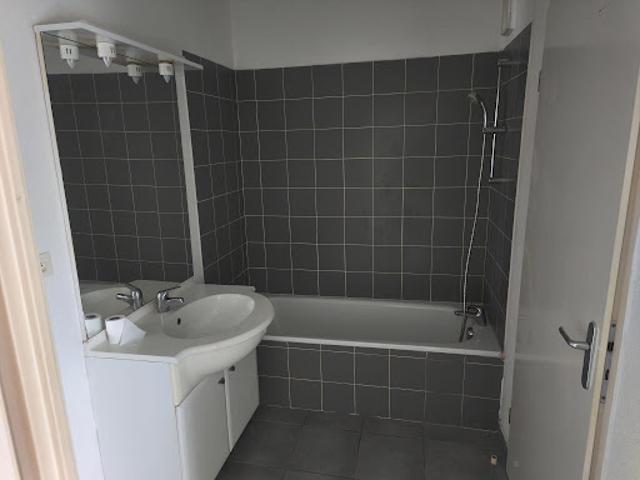 Location Appartement 2 pièces 37 m2 Miramont de Guyenne