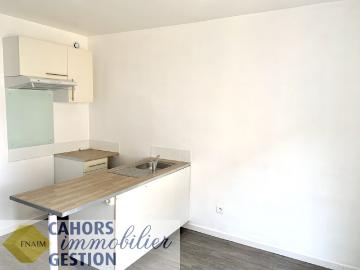 Location Appartement 2 pièces 37m² CATUS 46150