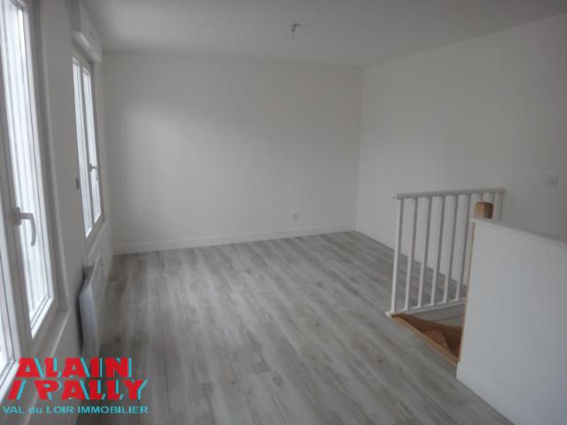 Location Appartement 2 pièces 37m² BONNEVAL 28800