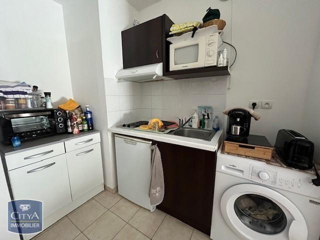 Location Appartement 1 pièce 37m² BEZIERS 34500