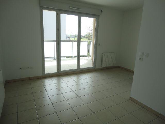 Location Appartement 2 pièces 37m² DECINES CHARPIEU 69150
