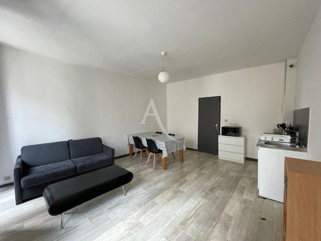 Location Appartement 2 pièces 37m² FONTENAY LE COMTE 85200