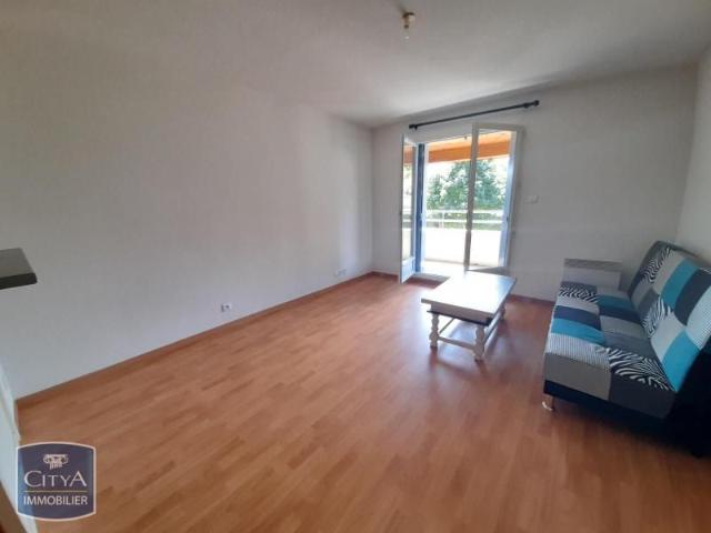 Location Appartement 2 pièces 37m² LAYRAC 47390