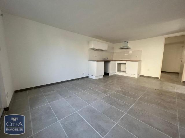 Location Appartement 2 pièces 37m² MONTFAVET 84140