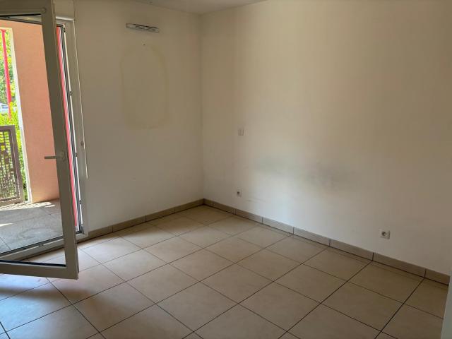 Location Appartement 2 pièces 37m² MONTPELLIER 34070