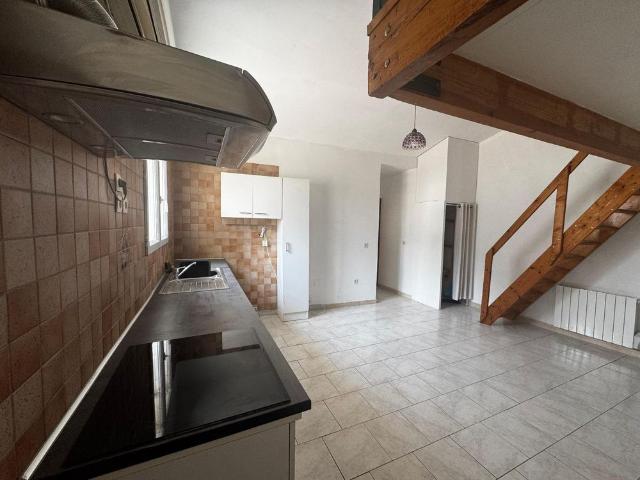 Location Appartement 2 pièces 37m² ST MAXIMIN LA STE BAUME 83470