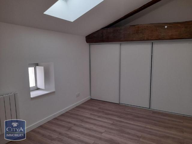 Location Appartement 2 pièces 37m² VILLEFRANCHE SUR SAONE 69400