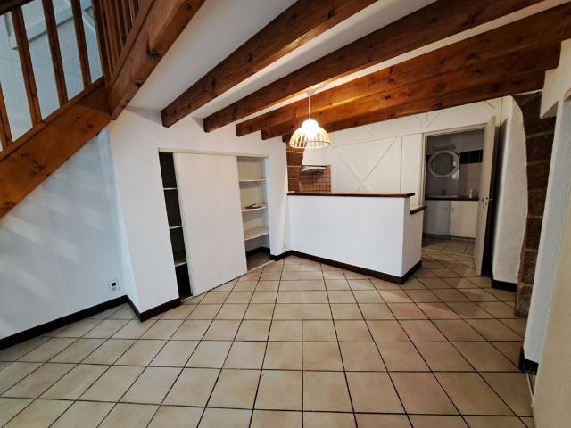 Location appartement 2 pièces, 34.76m², Limoux