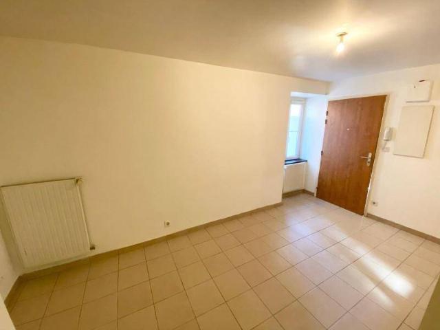 Location appartement 2 pièces 34.82 m² à Mâcon 71000 5 460 €