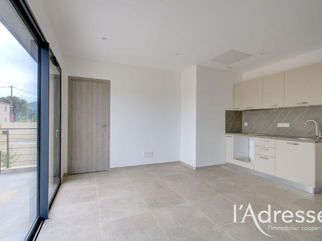 Location appartement 2 pièces, 34.92m², Lucciana
