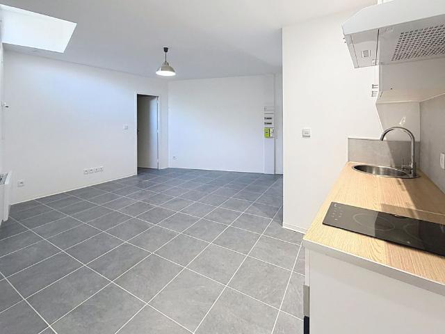 Location appartement 2 pièces, 34.00m², Prayssac