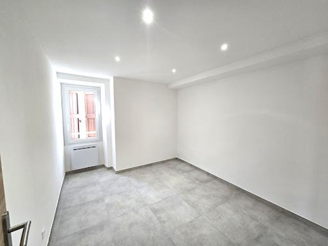 Location Appartement 2 pièces 34.05 m2 Barjols