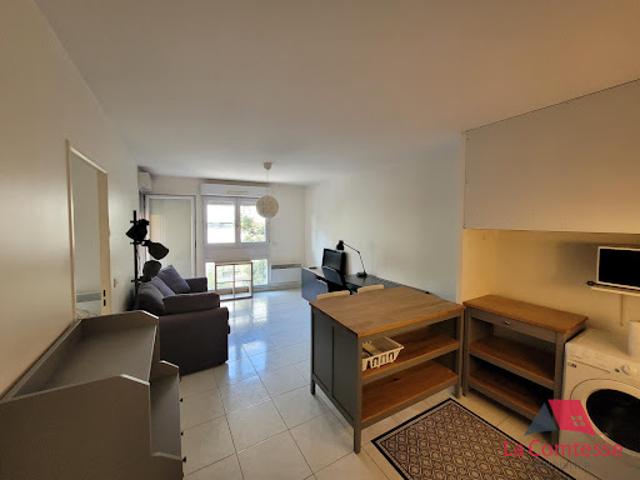Location Appartement 2 pièces 34 m2 Aix en Provence