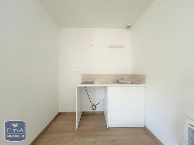 Location Appartement 2 pièces 34m² COUTRAS 33230