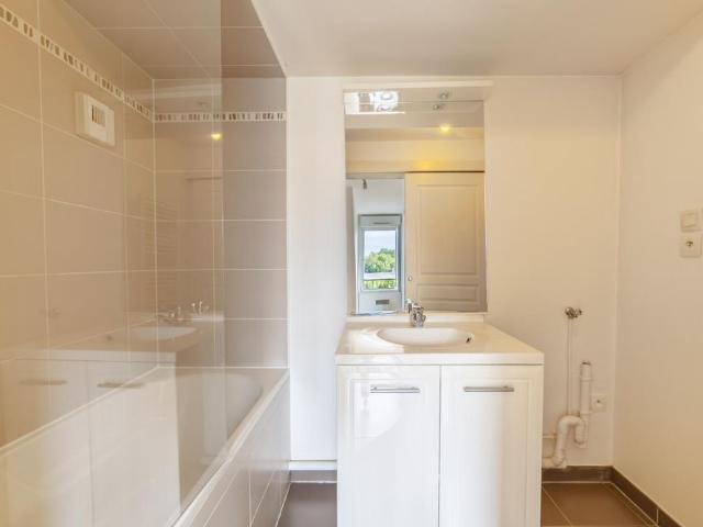 Location Appartement 2 pièces 34m² LA CHAPELLE SUR ERDRE 44240