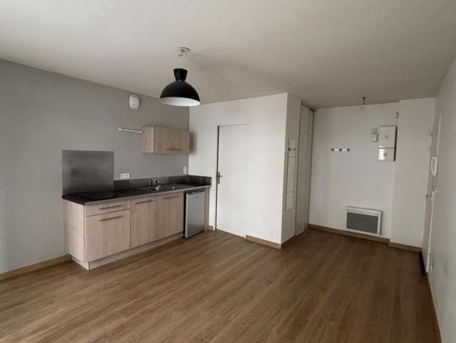 Location Appartement 2 pièces 34m² NANTES 44000