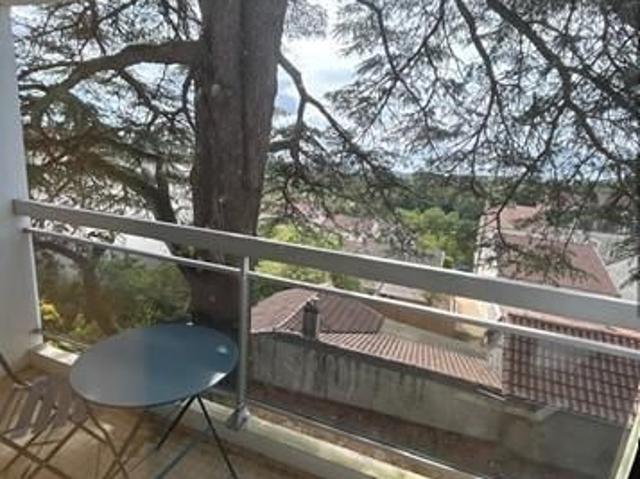 Location Appartement 2 pièces 34m² PERIGUEUX 24000