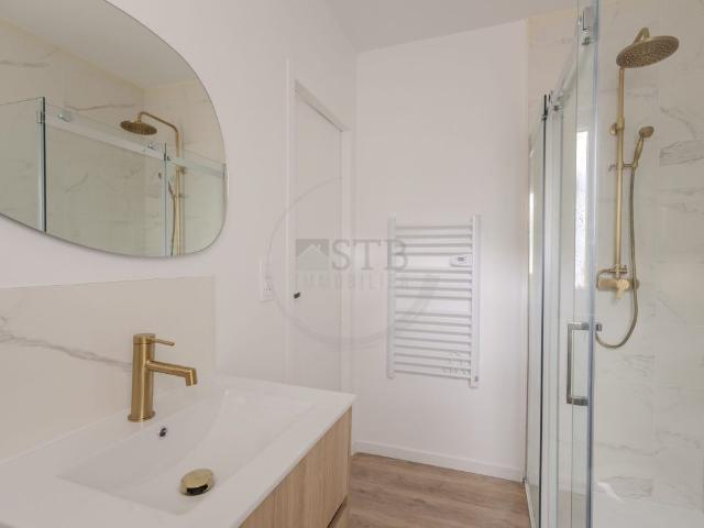 Location Appartement 2 pièces 34m² VALS LES BAINS 07600