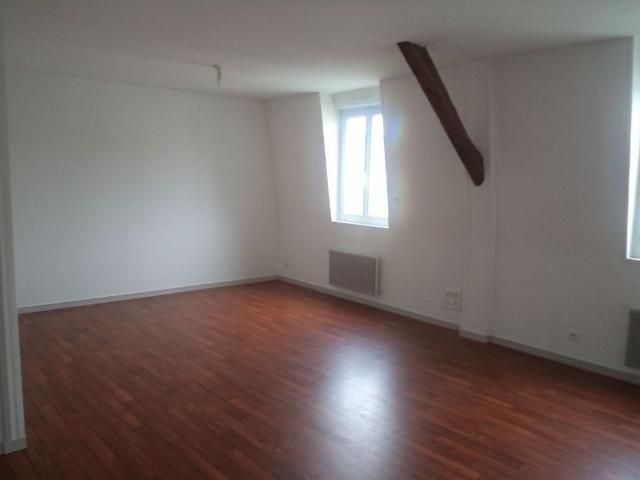 Location appartement 2 pièces, 35.08m², Chars