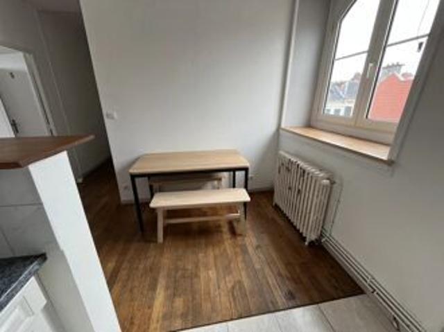 Location Appartement 2 pièces 35 m2 à Saint Quentin