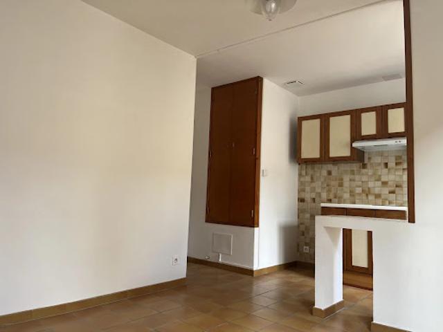 Location Appartement 2 pièces 35 m2 Jouques